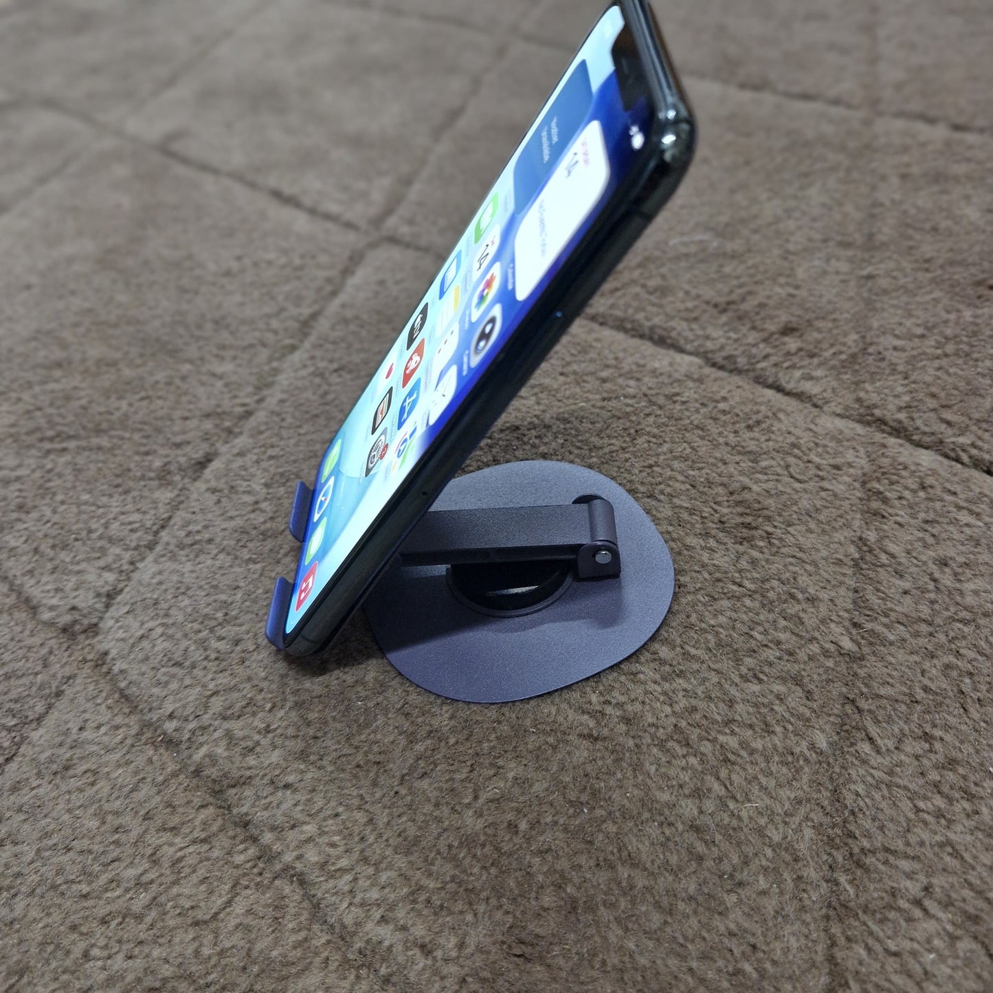 iPhone 11 Pro Max – 64 GB
(Pre-Owned)