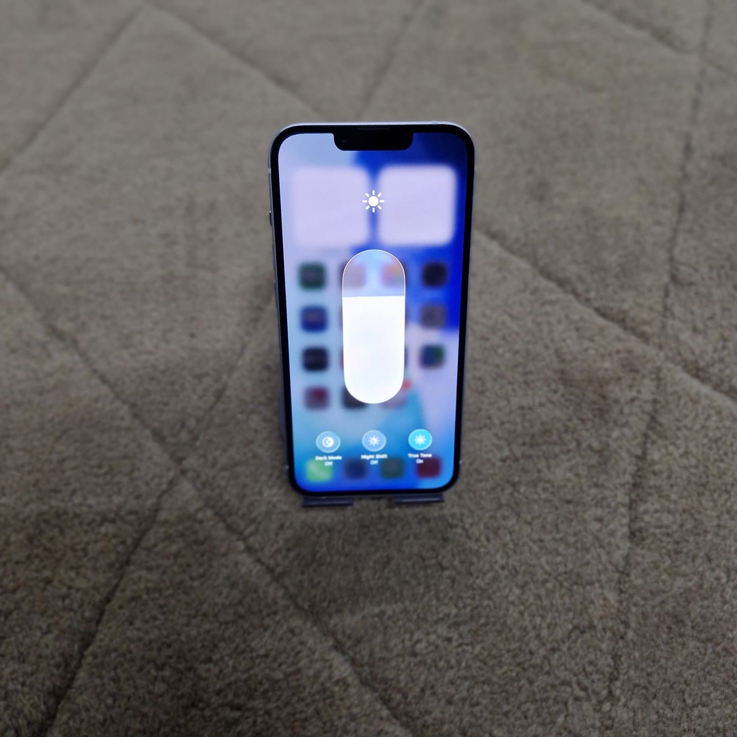 iPhone 14 — 128GB (Pre-Owned)