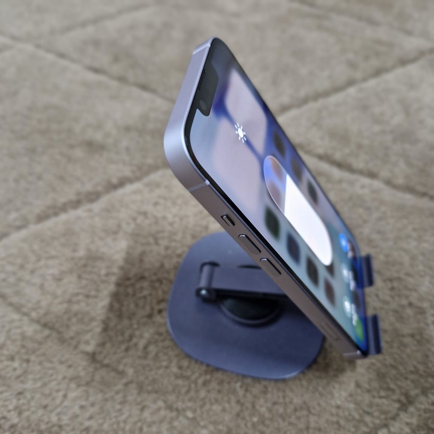 iPhone 14 — 128GB (Pre-Owned)