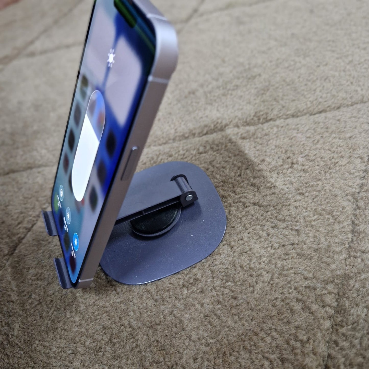 iPhone 14 — 128GB (Pre-Owned)