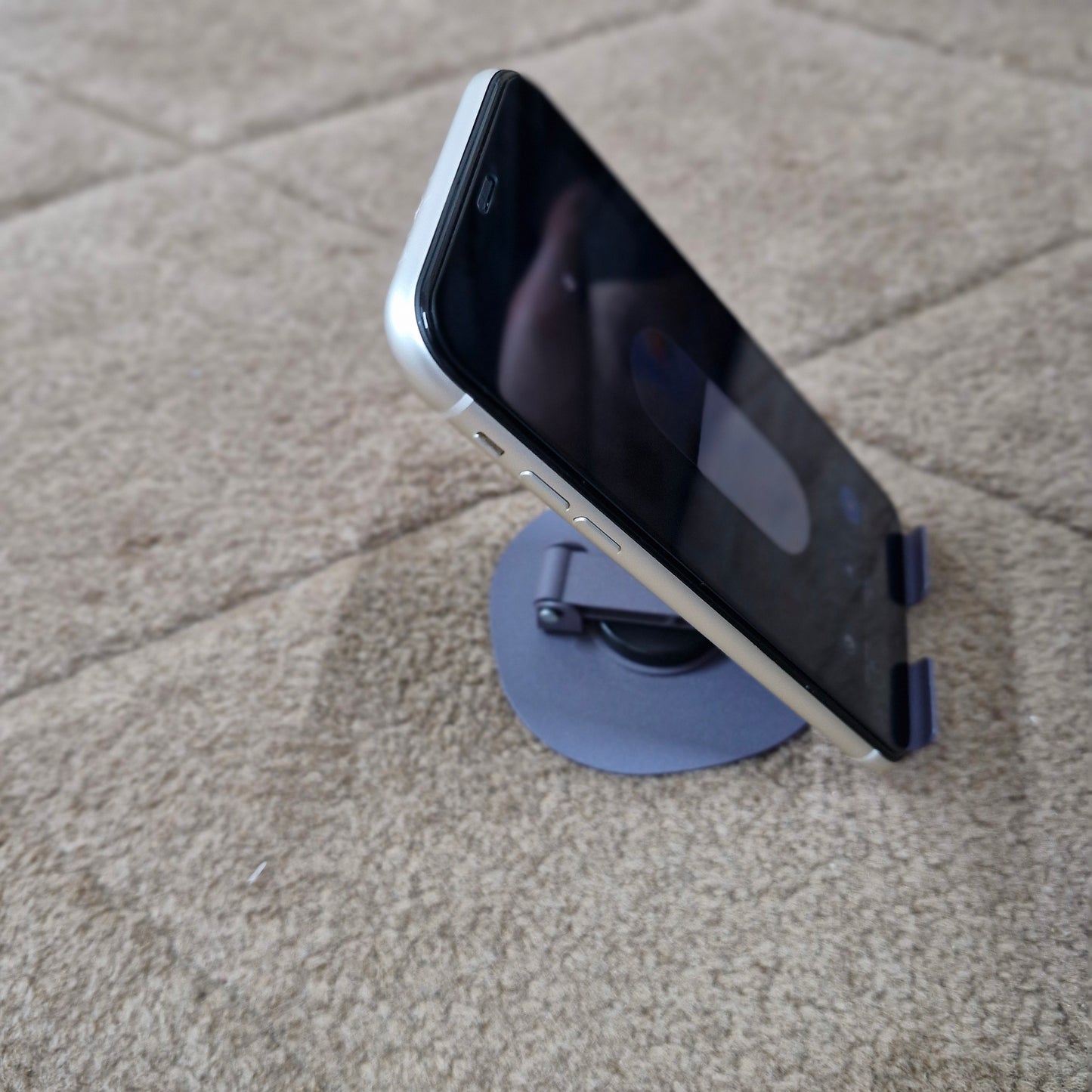 iPhone 11 – 128 GB (Pre-Owned)