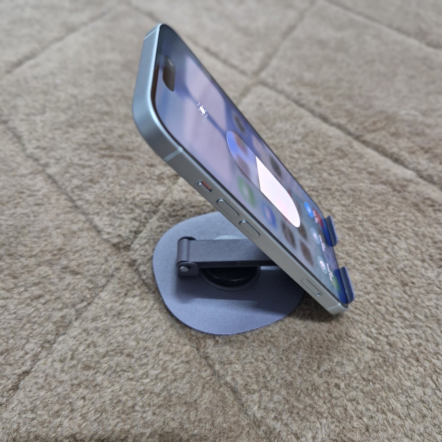 iPhone 15 — 128GB (Pre-Owned)